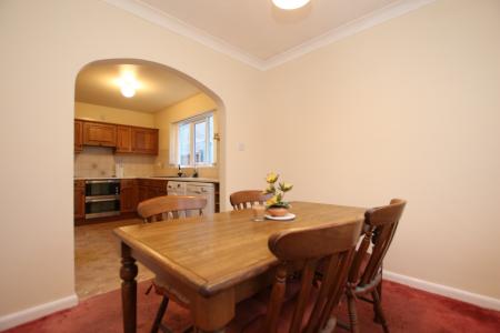 3 bedroom Detached bungalow for sale in Ermine Drive, Navenby, LN5