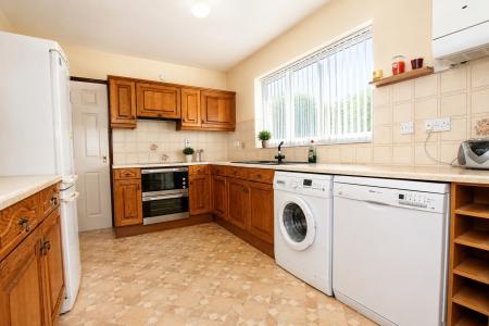 3 bedroom Detached bungalow for sale in Ermine Drive, Navenby, LN5