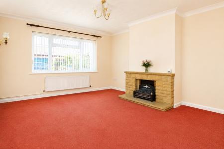 3 bedroom Detached bungalow for sale in Ermine Drive, Navenby, LN5