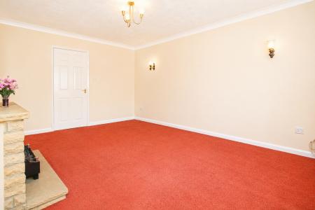 3 bedroom Detached bungalow for sale in Ermine Drive, Navenby, LN5