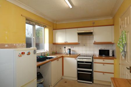 2 bedroom Terraced House for sale in Hunters Drive, Metheringham, LN4