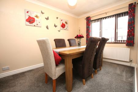 4 bedroom Detached house for sale in Meadow Way, Welton, LN2