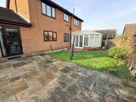 4 bedroom Detached house for sale in Meadow Way, Welton, LN2