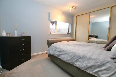 3 bedroom Terraced House for sale in Kenner Close, Lincoln, LN6