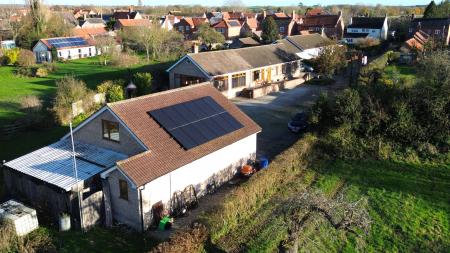 3 bedroom Detached bungalow for sale in High Street, North Scarle, LN6