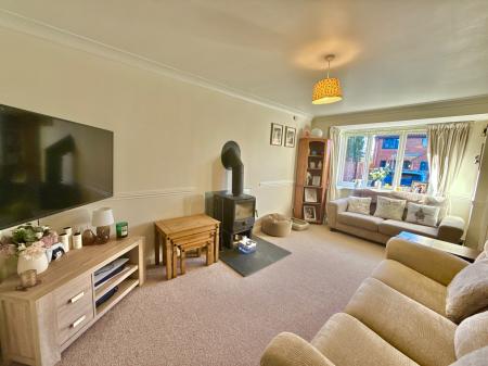 2 bedroom End of terrace house for sale in Addison Place, Fenton, LN1