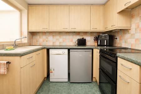 3 bedroom Semi-detached bungalow for sale in Sleaford Road, Metheringham, LN4