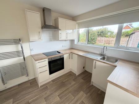 2 bedroom Bungalow for sale in Chestnut Grove, Waddington, LN5