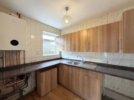 4 bedroom Detached house to let in Riseholme Road, Lincoln, LN1