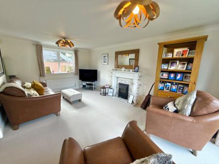 4 bedroom Detached house for sale in Maple Drive, Sudbrooke, LN2