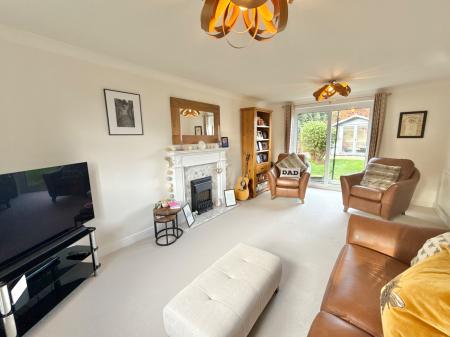 4 bedroom Detached house for sale in Maple Drive, Sudbrooke, LN2