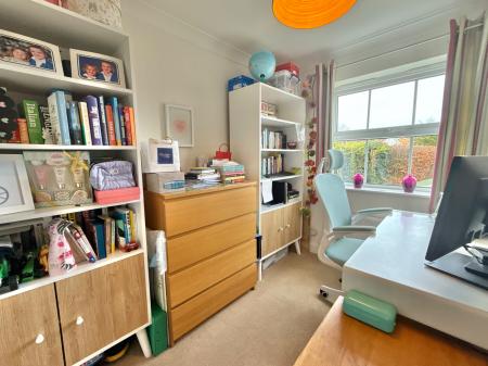 4 bedroom Detached house for sale in Maple Drive, Sudbrooke, LN2