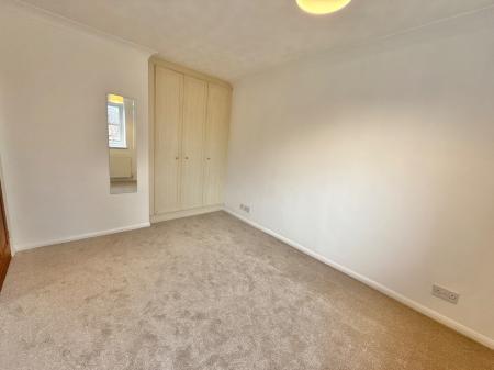 3 bedroom Semi-detached house for sale in The Gleanings, Navenby, LN5