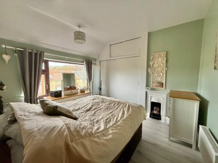 3 bedroom Semi-detached house for sale in Barff Road, Potterhanworth, LN4