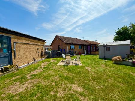 2 bedroom Detached bungalow for sale in Waltham Close, Lincoln, LN6