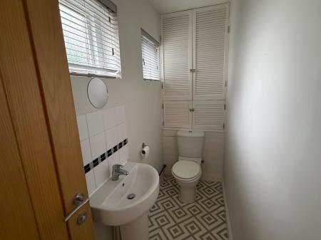 4 bedroom Town house to let in Chapel Lane, Lincoln, LN1