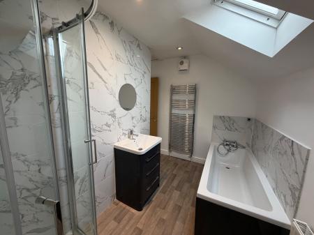 4 bedroom Town house to let in Chapel Lane, Lincoln, LN1