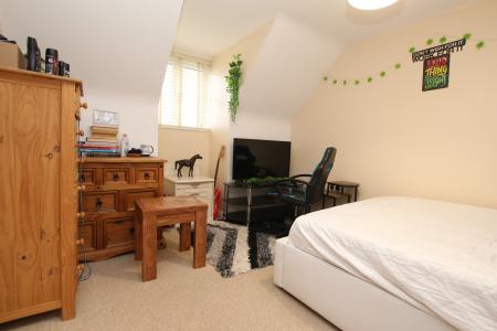 4 bedroom Town house for sale in Bobbin Lane, Lincoln, LN2