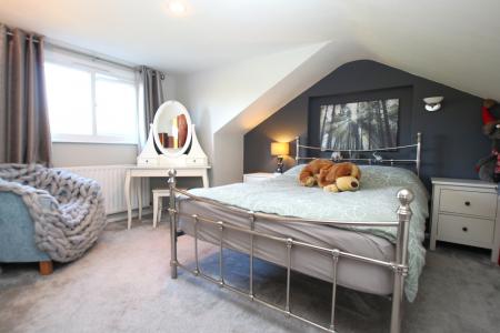 5 bedroom Detached house for sale in Station Road, Thorpe-on-the-Hill, LN6