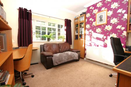 5 bedroom Detached house for sale in Station Road, Thorpe-on-the-Hill, LN6