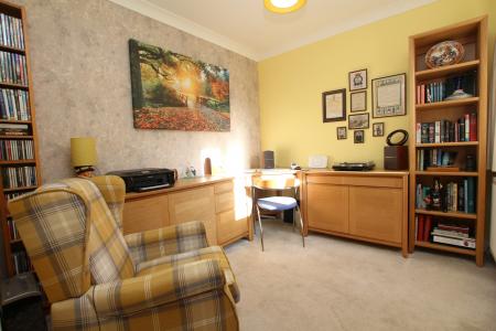 4 bedroom Detached bungalow for sale in High Thorpe, Southrey, LN3