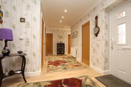 4 bedroom Detached bungalow for sale in High Thorpe, Southrey, LN3