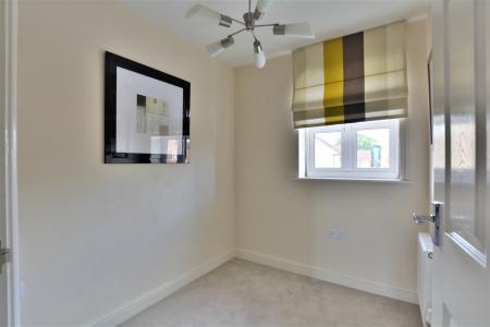 3 bedroom Town house to let in Maximus Road, North Hykeham, LN6