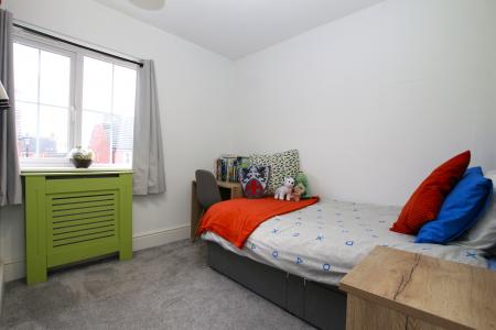 4 bedroom Detached house for sale in Bluebell Walk, Witham St Hughs, LN6