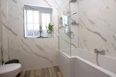 4 bedroom Detached house for sale in Bluebell Walk, Witham St Hughs, LN6