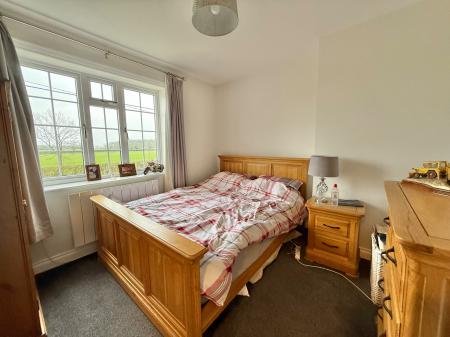 3 bedroom Semi-detached house for sale in Bassingham Road, Aubourn, LN5