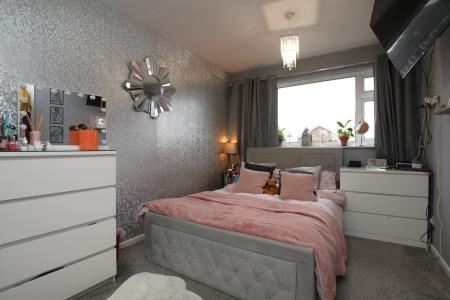 4 bedroom Semi-detached house for sale in Manor Leas Close, Lincoln, LN6