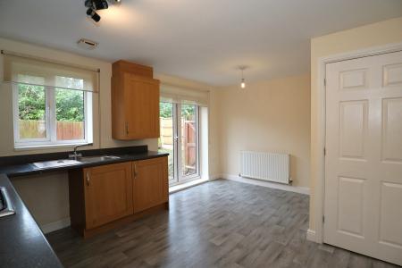 3 bedroom Semi-detached house to let in Lucius Close, North Hykeham, LN6