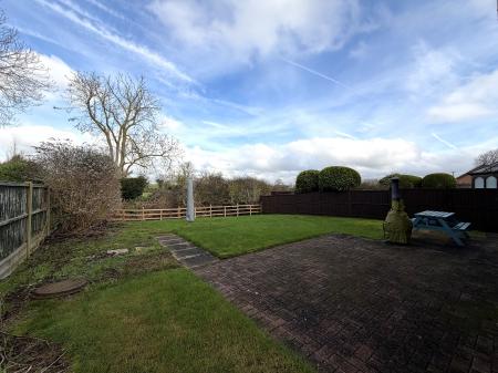 4 bedroom Detached house for sale in Bells Meadow, Heighington, LN4