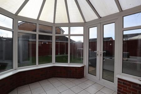 4 bedroom Detached house for sale in Sycamore Grove, Bracebridge Heath, LN4