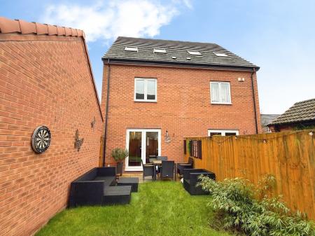 3 bedroom Semi-detached house for sale in Iris Crescent, Lincoln, LN1