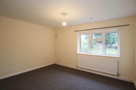 3 bedroom Semi-detached house to let in Washingborough Road, Washingborough, LN4