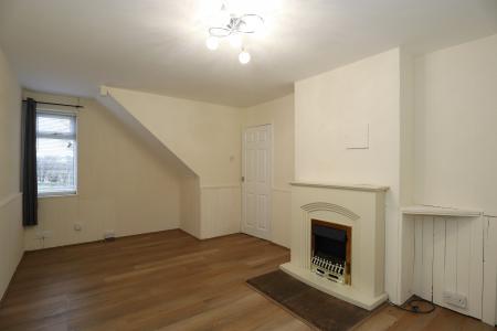 3 bedroom Semi-detached house to let in Washingborough Road, Washingborough, LN4