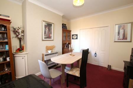 3 bedroom Terraced House for sale in Rasen Lane, Lincoln, LN1