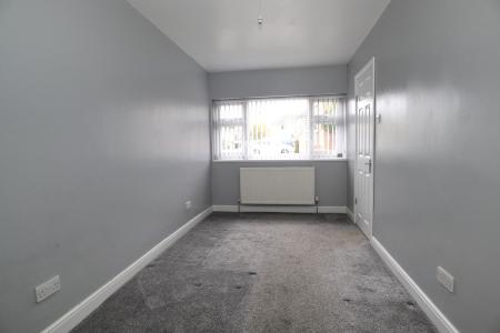 3 bedroom Detached house to let in Orchid Road, Lincoln, LN5