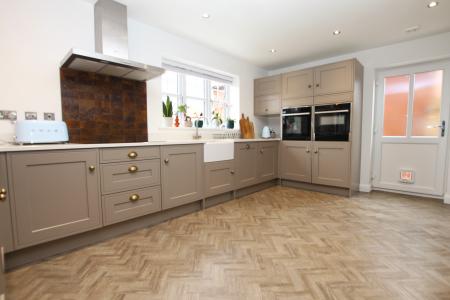 4 bedroom Detached house for sale in Harvey Park, Welton, LN2