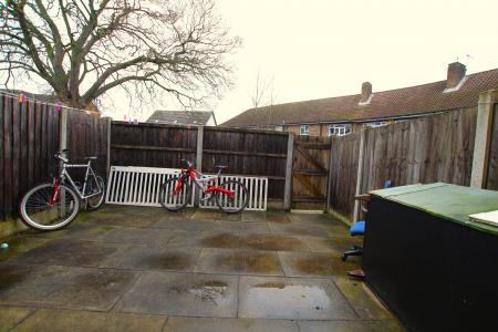 4 bedroom Town house for sale in St. Botolphs Crescent, Lincoln, LN5