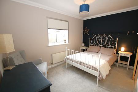 6 bedroom Detached house for sale in Lime Grove, Bassingham, LN5