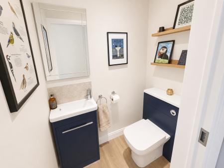5 bedroom Detached house for sale in Lime Grove, Bassingham, LN5