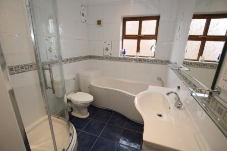 6 bedroom Detached house for sale in Lime Grove, Bassingham, LN5