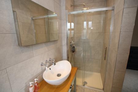 6 bedroom Detached house for sale in Lime Grove, Bassingham, LN5