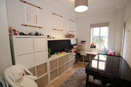 6 bedroom Detached house for sale in Lime Grove, Bassingham, LN5