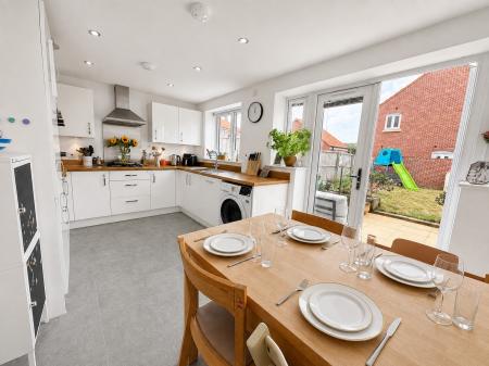 3 bedroom Semi-detached house for sale in Goldcrest Avenue, Branston, LN4