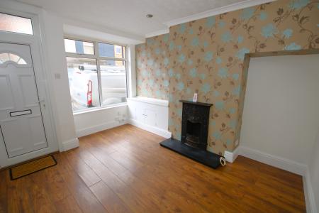 2 bedroom Terraced House for sale in Ellison Street, Lincoln, LN5