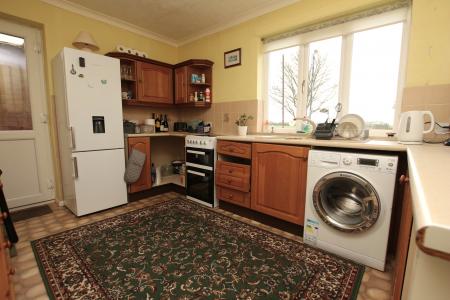 3 bedroom Detached house for sale in Rostrop Road, Nocton, LN4