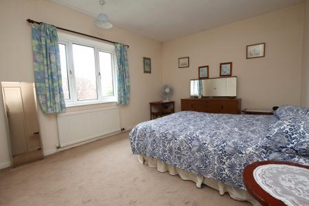 3 bedroom Detached house for sale in Rostrop Road, Nocton, LN4